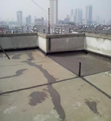 德州漏水维修 楼顶漏水是什么原因，楼顶漏水维修方法是什么?